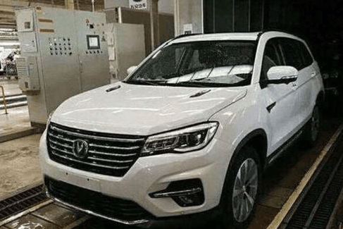 全新长安CS75四月北京上市,4.7m车长+天窗, 内饰不输宝马, 8万卖