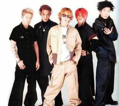 对于80后来说相当于神一样的组合,时隔17年的hot要合体了
