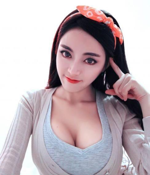 潘春春夜火不打码图疯传网络, 网友: 潘春春被多少人睡过?
