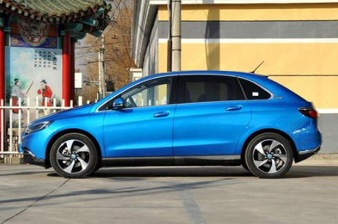 腾势500将3月26日上市，29.98万起;全新长安CS35将下半年上市