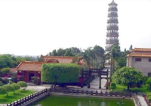 湛江也有一处西湖, 是雷州古城最美的公园