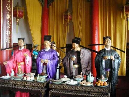 赵匡胤杯酒释兵权:爱卿们喝了这杯酒,都交出兵符全回家享福去吧