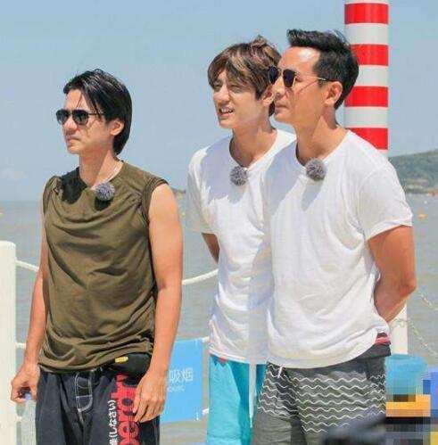 小鲜肉演员叫刘德华华仔, 冯德伦教育反被辱