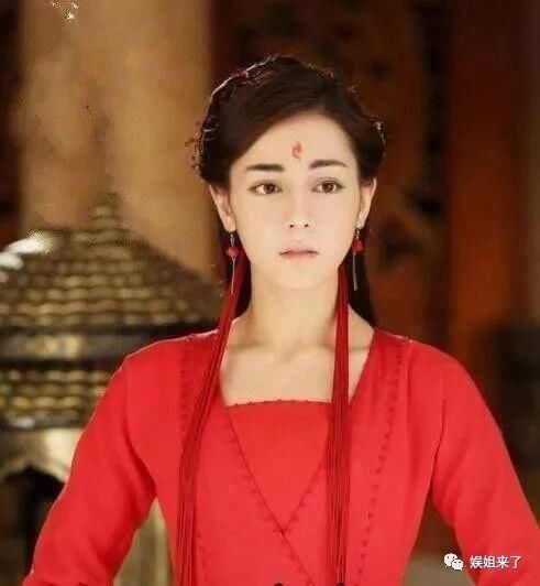 眉心画花钿的女星:阿娇、阿Sa被坑