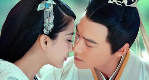 历史上充满爱意的表白诗句,随便抽一句便成功