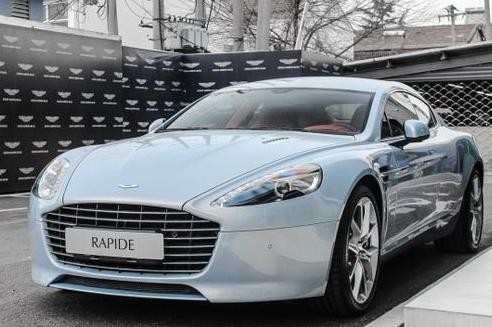 Rapide S，最后的V12自吸四门GT跑车