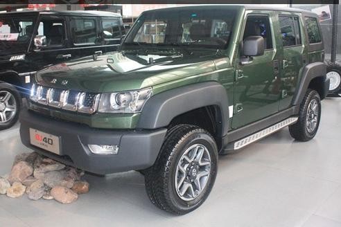 硬派柴油越野车出新品 实拍北京汽车BJ40L