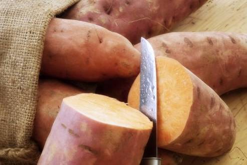 开学前孩子排队配眼镜,哈市医院眼科爆棚