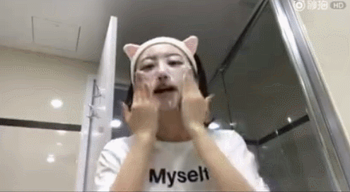 正确洗脸你也能有同款蛋白肌,大甜甜直播教你如何"洗