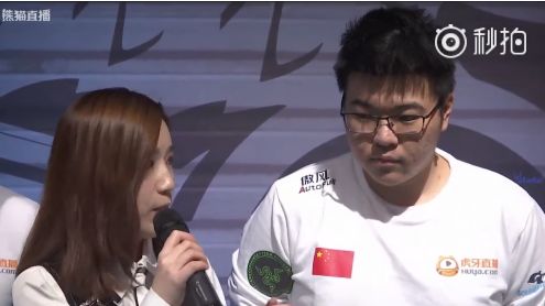中国队4am二连鸡振奋人心!超强发挥的原因竟是因为女朋友!