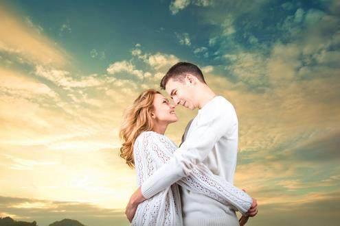 异性朋友关系不再纯洁的六个表现,岂止是暧昧