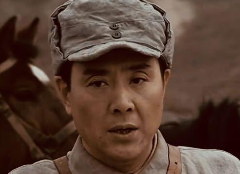 《亮剑》老李去当厂长,唯独此人能继任团长,他真比李云龙强