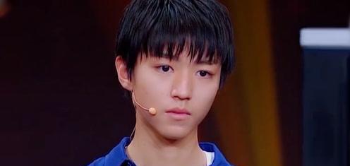 章子怡吐槽王俊凯演技引四叶草不满,张国立八