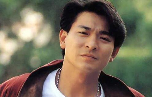 四大天王年轻时旧照,男星颜值的巅峰时期,帅得