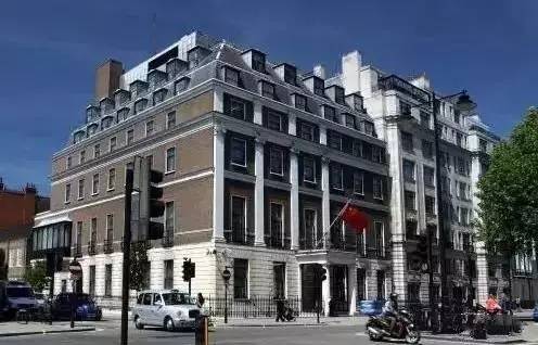 外交官级别怎么排？大使、参赞、领事是一回事吗？