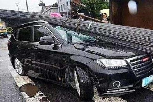 数吨钢材压不倒，哈佛H2家居首选车，安全性都能和沃尔沃争了！