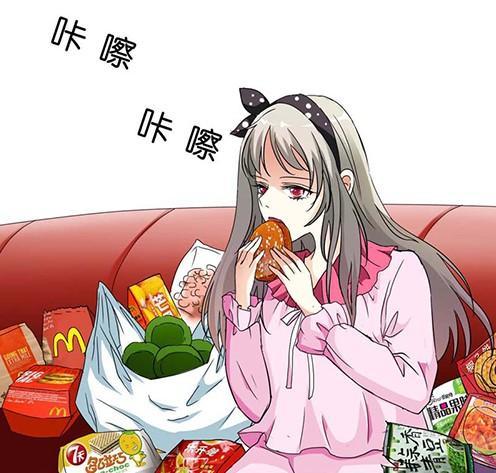 宅女深夜吃零食竟然被撑死，到了地府却听判官说自己阳寿未尽？