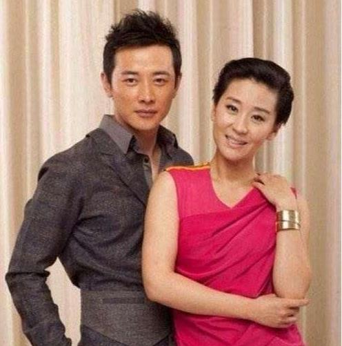 苗圃如今嫁大她21岁的丈夫,生下一对龙凤胎,生活过得