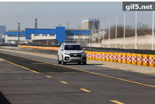 奇瑞全新SUV T18动态测试谍照曝光,轴距更大,上半年上市