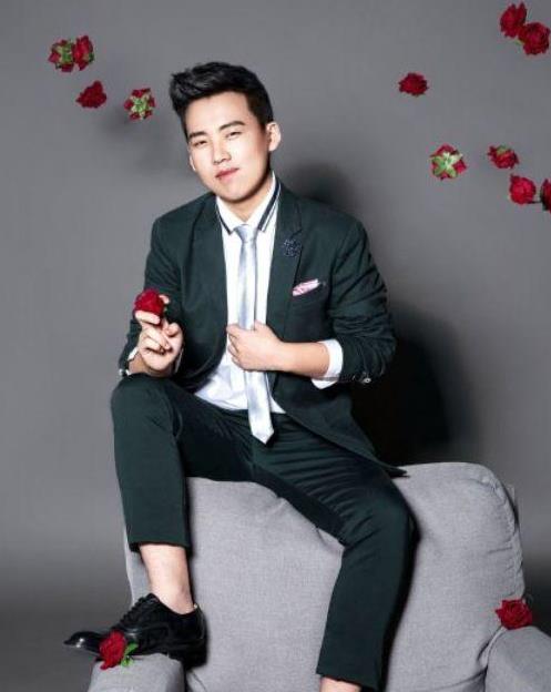 从德云社封箱上场顺序 看老郭对待徒弟亲儿的