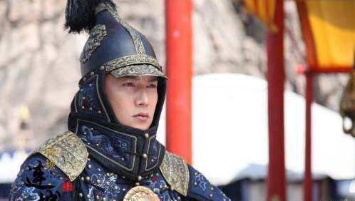 雍正手下三大猛将,年羹尧第三,岳钟琪第二,头一个是这位驸马爷