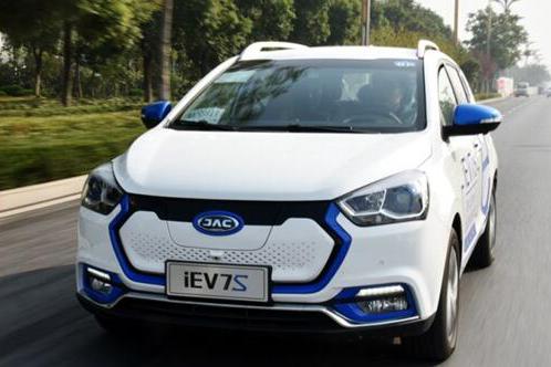 补贴后仅售11.95万元 江淮首款纯电动SUV北京上市