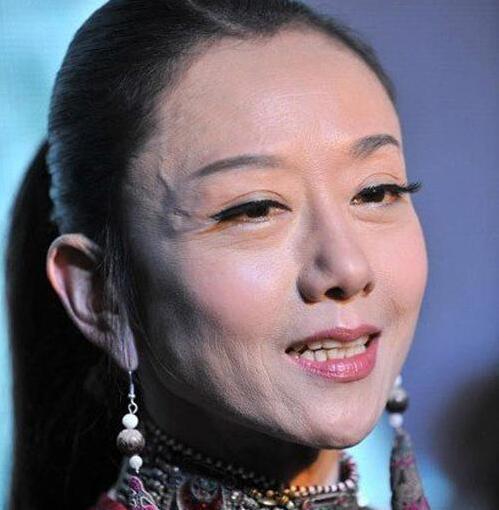 杨丽萍58岁住玉轮宫全景美哭了，抉择舞蹈废弃生小孩，现在皱纹显著二婚老公好酷！