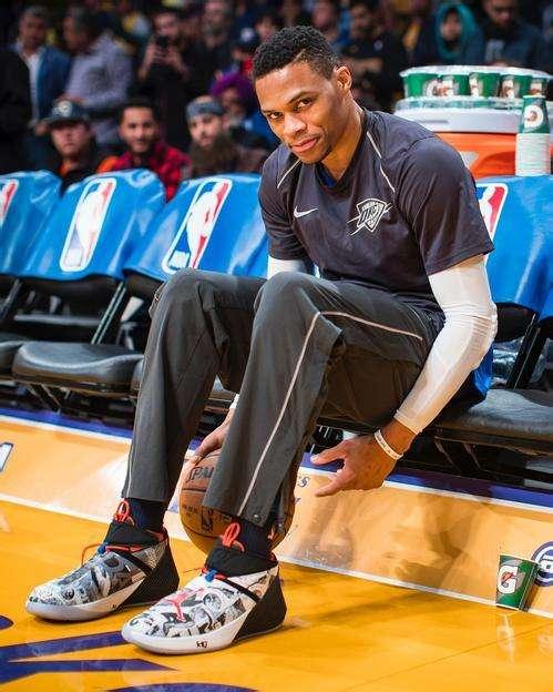 威少三双又输球,他是不是nba历史上拿下三双输球最多