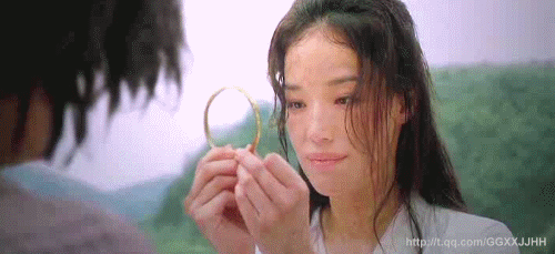 美貌本身就是一种表达,也是一种表情,舒淇的脸,表情的层次非常细致