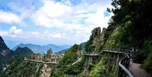 浙江最全的玻璃栈道攻略，够胆你就来！
