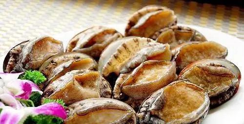 全国最美美女在大连吃海鲜美食,赶紧看看都是什么.竟然.