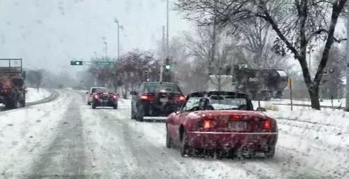 西安下雪后,一大早的朋友圈能把人笑死!