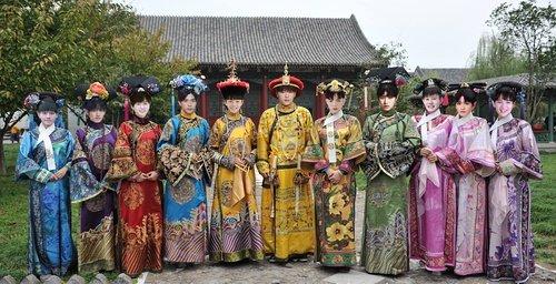 偶像练习生之后宫甄嬛传角色扮演, 蔡徐坤范丞丞朱正廷毫无违和感