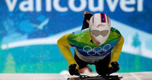 赞!从百米冠军到挑战钢架雪车 刚刚退役的张培