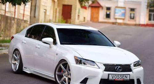 还说我这车不如宝马5系？看到实车后啪啪打脸，将BBA秒成一坨翔！