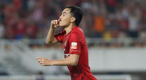 中国足坛八大铁血后卫!你认为第一是谁?