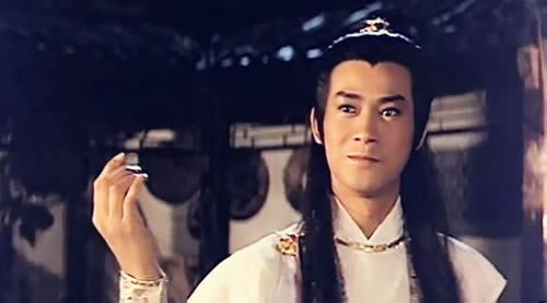 金庸和古龙一起成就了他,最出名是楚留香,身价上亿只开国产车!