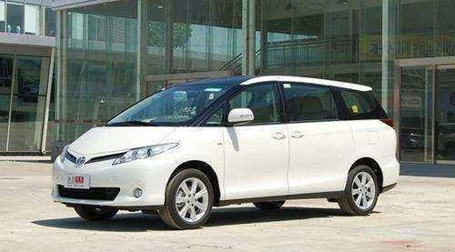 丰田想通了？舒适度媲美埃尔法，50万公里不用修，关键价格还美丽