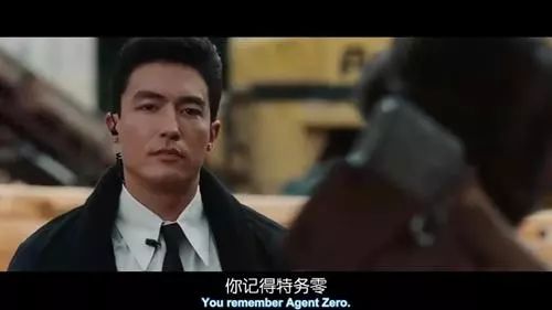 随后他进军到了好莱坞,在《金刚狼》中饰演零号特工.