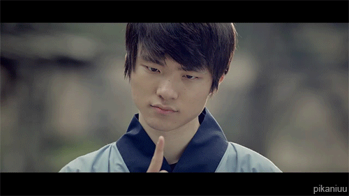 LOL搞笑Gif图大集合（天选之子“大魔王”Faker）