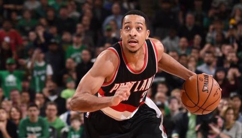 CJ麦科勒姆50分对决哈登60分:飙分大战开始，汤普森你怎么看?