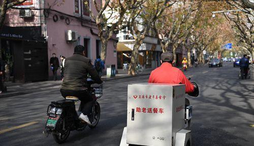 十二年的坚持:上海华东医院助老爱心餐暖人心