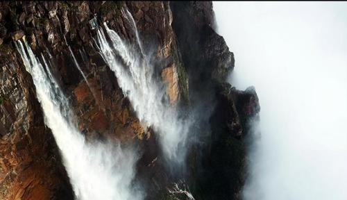 世界十大旅游景区之委内瑞拉天使瀑布,世界上