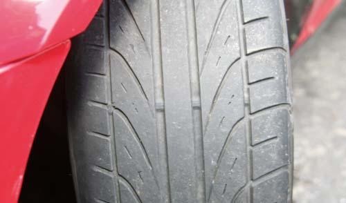 车速在40到60公里/小时轮胎异响