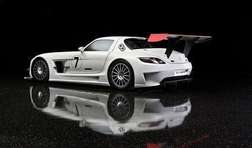 世界豪华“奔驰”超跑 极度蛮横-奔驰SLS AMG GT3赛车版