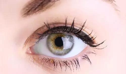 拥有一双桃花眼的关键