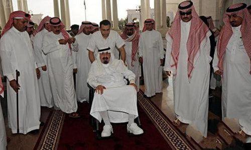 世界10大最有钱的家族,沙特皇室8万亿仅第二,