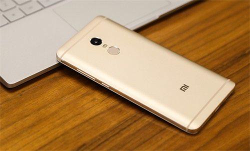 小米,2017年卖得最好的三款手机,哪款你最爱?