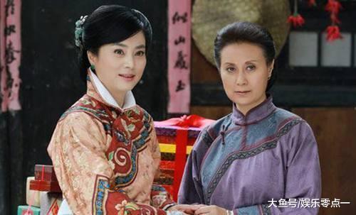 你还记得《情深深雨蒙蒙》里的傅文佩吗? 如今62岁依然美丽动人