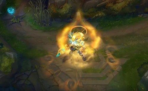 LOL内瑟斯狗年皮肤史诗级特效: 大招圣光加持